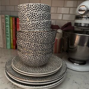 Thyme & Table Black and White Speckled Stoneware Bowl and Plate Set